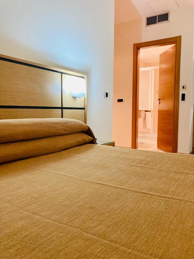 Hotel Dona Lola Castellón de la Plana Exteriér fotografie